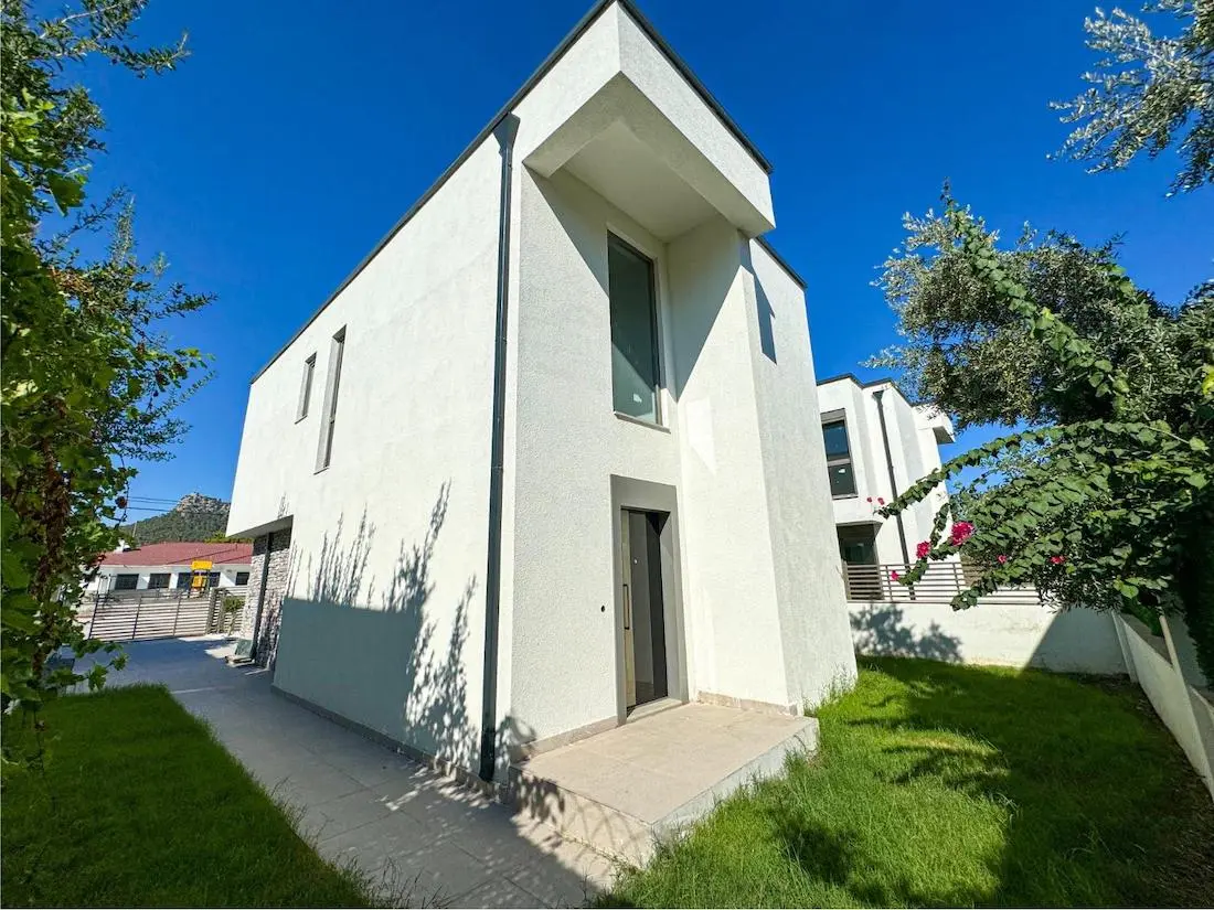 House in Camyuva